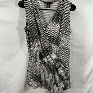 White House Black Market Monochrome Patterned Top